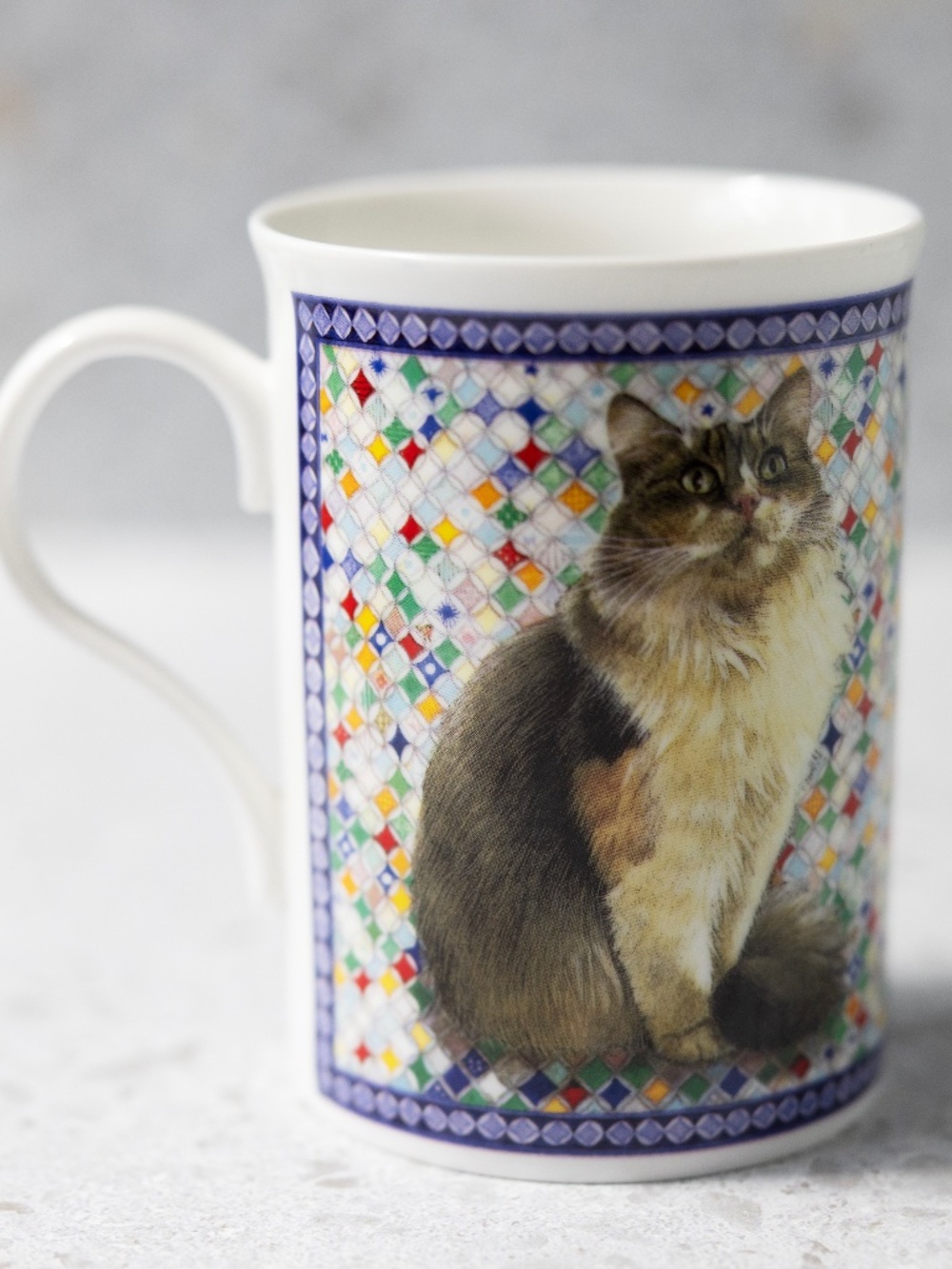Crown Trent Fine Bone China Kitty Cat Blue Yo-yo Quilt Mug Made In England 12 oz
